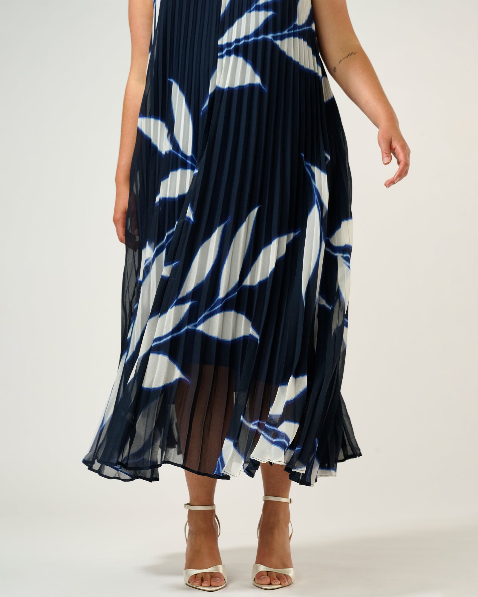 Breezy Dress - Navy/Milk - Estelle Clothing