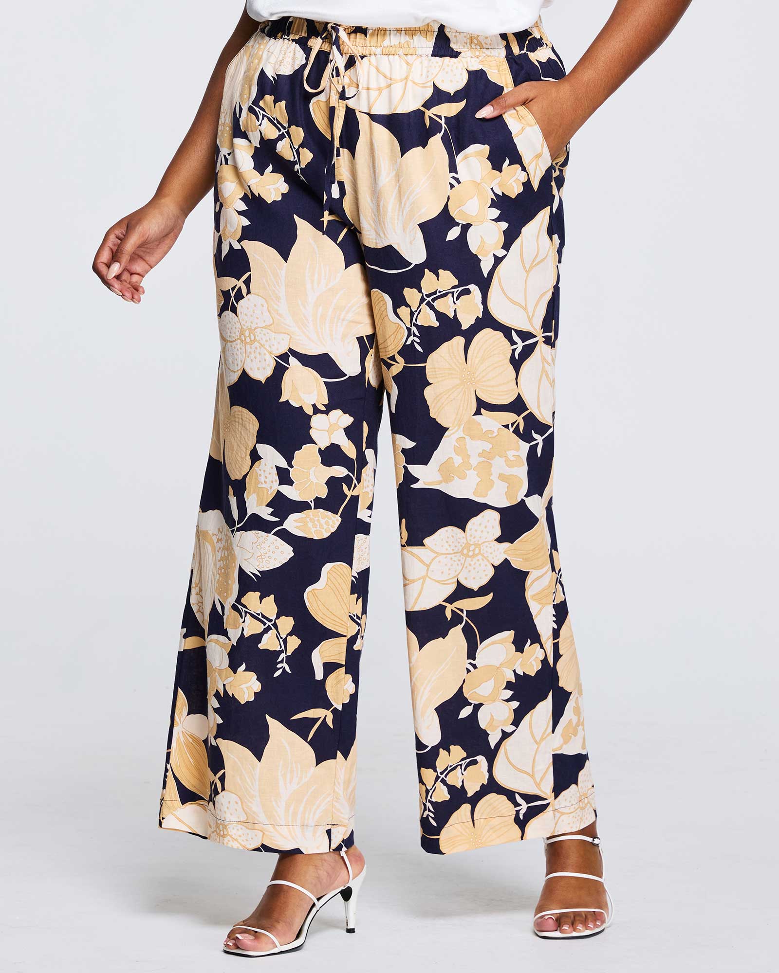 Estelle's Valencia Floral Pant is a perfect choice for plus size floral print wide leg pants.