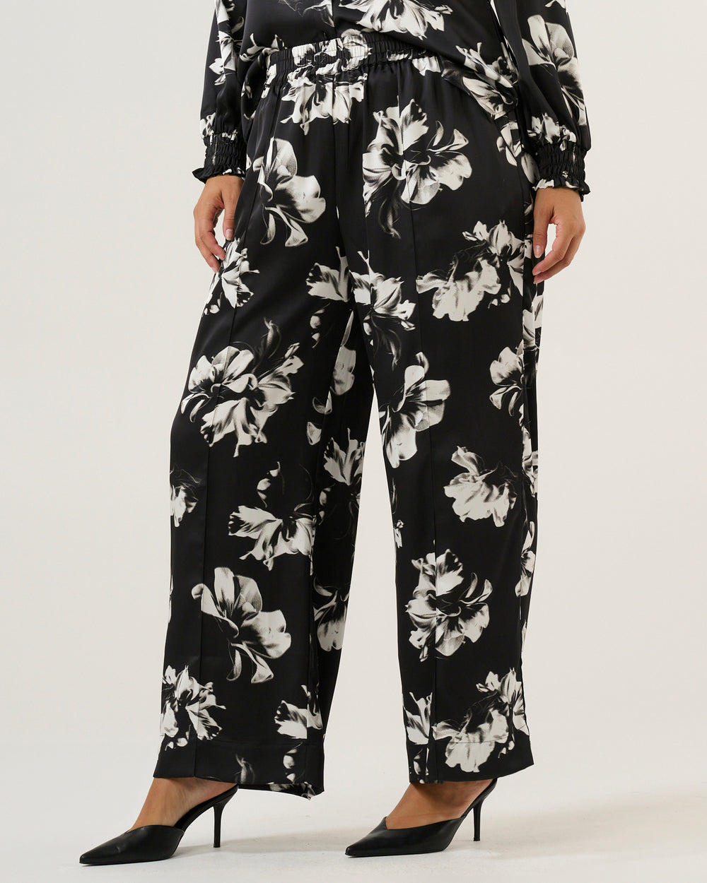 Gilda Pant - Black/Milk - Estelle Clothing
