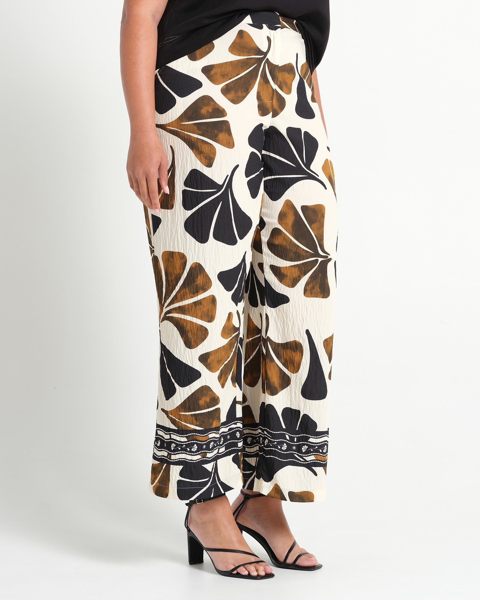 ELARIS PANT - GEO STONE - Estelle Clothing
