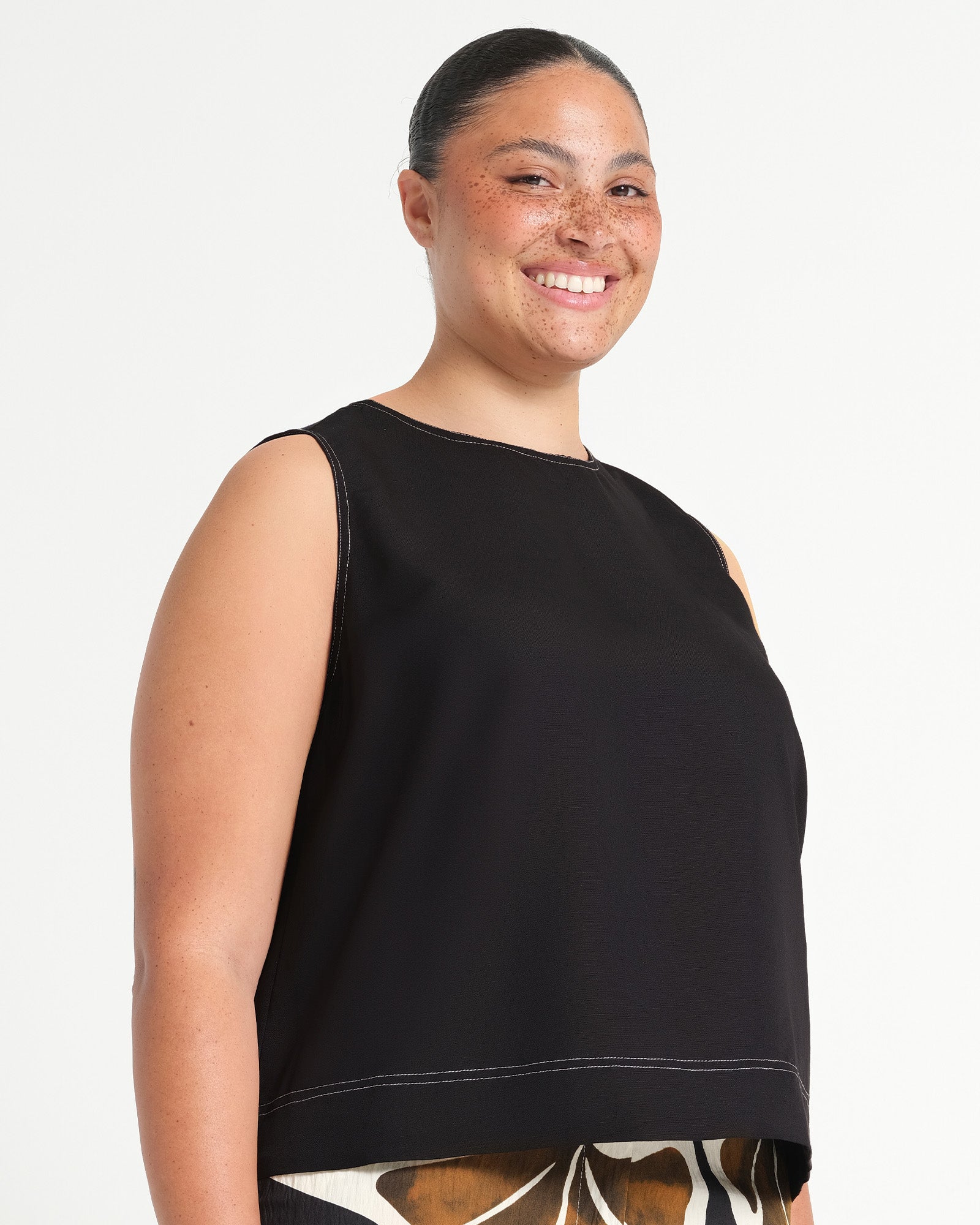 SHAE TOP - BLACK/STONE - Estelle Clothing
