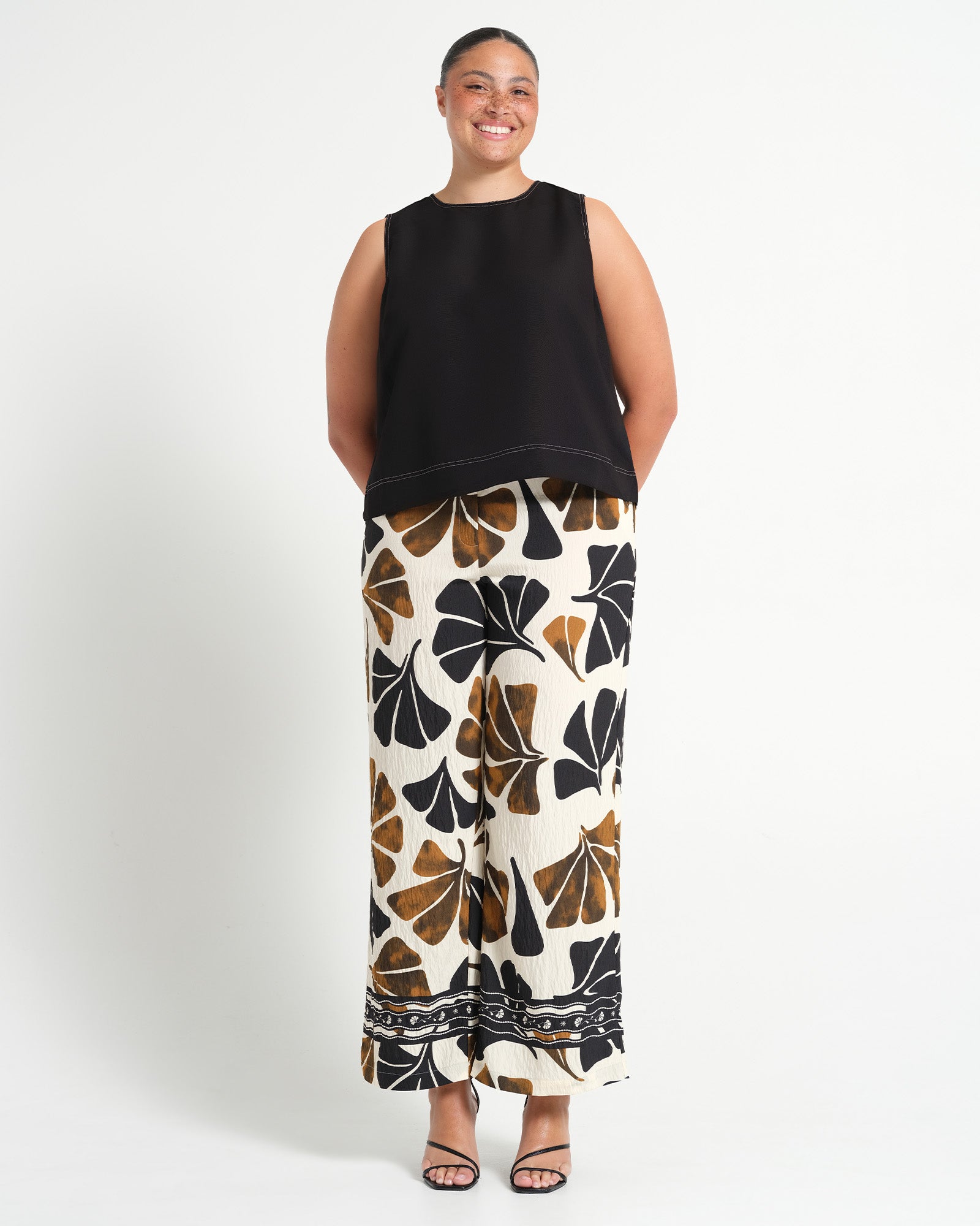 STONE - Estelle Clothing

